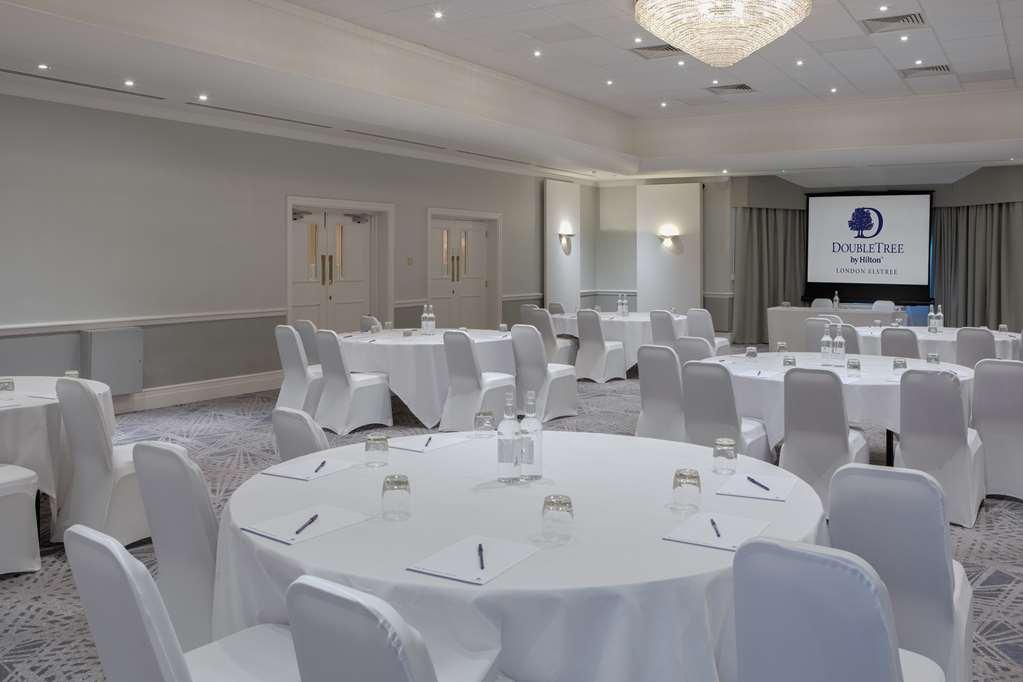 Hotel Doubletree By Hilton London Elstree Borehamwood Servizi foto