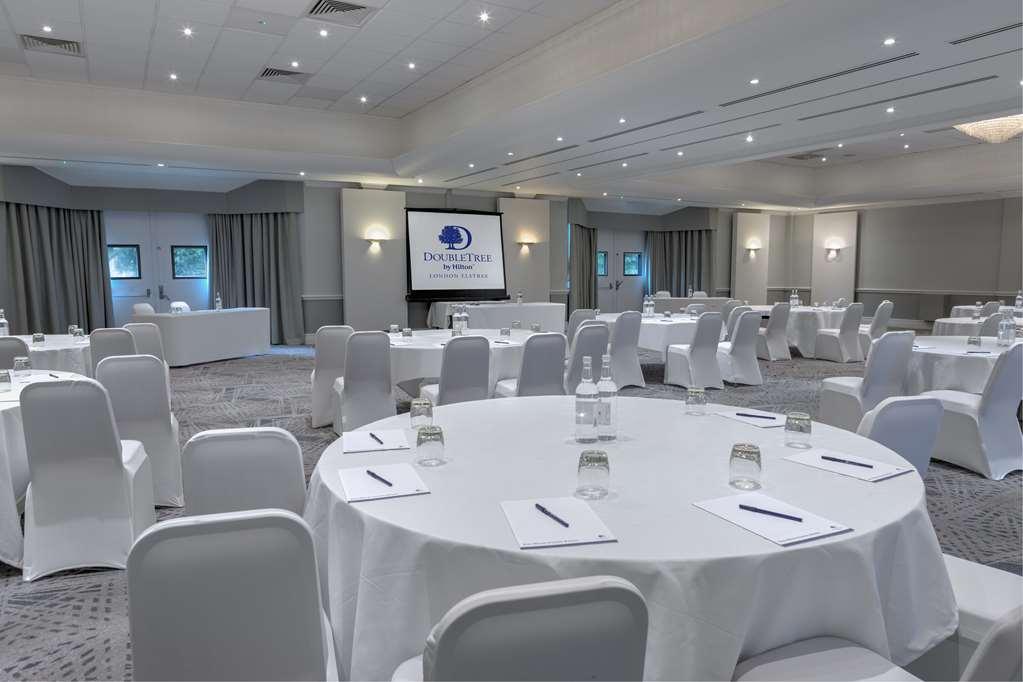 Hotel Doubletree By Hilton London Elstree Borehamwood Servizi foto